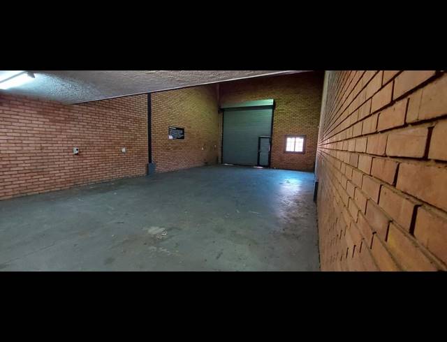193M² WAREHOUSE TO LET IN HENNOPSPARK